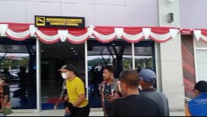 Aktor Utama Penghasutan dan Pembakaran THM Double O Dibawa ke Polres Sorong Kota