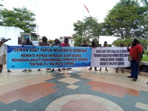 Tolak Yarangga, Dewan Adat Doberai Ingin Sarah Konjol Sebagai Pj Walikota Sorong