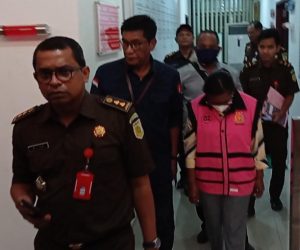 Rugikan Negara 14 Miliar, Kejati Papua Barat Tahan Martha Mulu