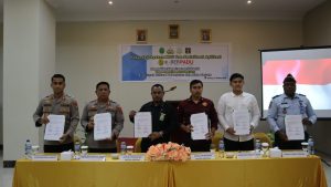 Pengadilan Negeri Sorong Bersama APH Melakukan Penandatanganan MoU Aplikasi E-Berpadu