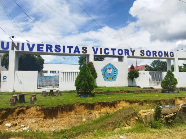 Merasa Dicemarkan Rektor Universitas Victory Polisikan Oknum Pengacara