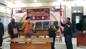 Serah Terima Bendera Kirab Karnaval 1 Tahun Menuju Pemilu Serentak 2024
