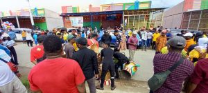 Warga Keluhkan Jalan Sorong Makbon Macet Total