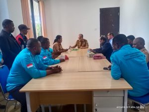 Setelah Dikukuhkan Forum Deklarator Sorong Raya Resmi Mendaftar ke Kesbangpol PBD