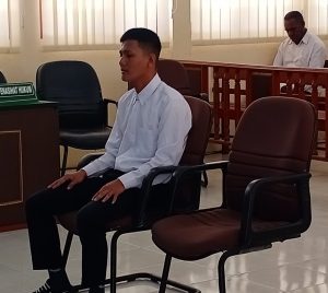 Kurir 2 Plastik Ganja Dihadiahi Hukuman 6 Tahun Penjara