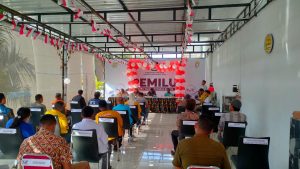 KPU Serahkan Salinan Keputusan DCS DPD dan DPR PBD
