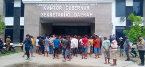 Komunitas Angkutan Darat Desak Pemprov PBD Hapus Layanan Angkutan Online