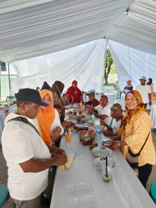 Berkunjng ke Stand UMKM Fopera Yanto Ijie Katakan Salah Satu Upaya Tekan Angka Kemiskinan Ekatrem dan Inflasi Daerah