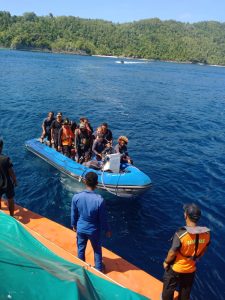 Seluruh Penumpang KM Pinisi Indosiren Selamat