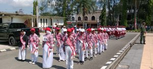 HUT PGRI ke-78 di Sorong, 90 Tim Pelajar Ramaikan Lomba Gerak Jalan Peringati