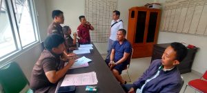 Kejari Sorong Terima Tahap Dua Oknum Polisi yang Curi Uang dan Emas
