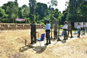 Pasmar 3 Raih Juara Umum Menembak Pistol di HUT Ke-62 Kopaska Koarmada III