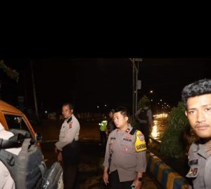 45 Personel Polresta Sorong Kota Bantu Amankan Arus Lalu Lintas