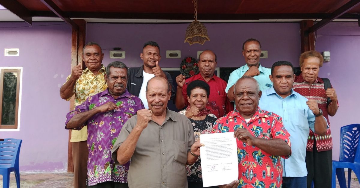 HUT ke-49 Resettlement Klasaman: Septinus Lobat Tekankan Perlindungan Wilayah Suku Moi