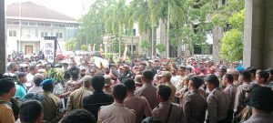 Forum Pencari Kerja OAP Aksi Damai Tuntut 100% Kuota CPNS Papua Barat Daya