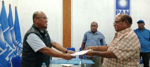 Balon Gubernur PBD Lambert Jitmau: Stop Baku Janji Stop Baku Tipu