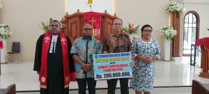 Gereja Sion Klabala Terima Bantuan 200 Juta
