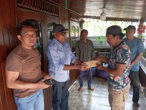 Joppye Onesimus Wayangkau Bantu Korban Kebakaran di Rufei