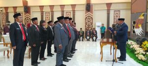 Lantik 13 Pejabat Eselon II Penjabat Gubernur PBD Ingatkan Kedepankan Integritas dan Kinerja