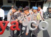 Cegah Judi Online, Kapolresta Sorong Kota Cek Ponsel Personel