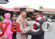 Kapolresta Sorong Kota Lepas 3 Personel dan 1 ASN Polri