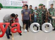 TNI Bersama Kick Andy Salurkan Kaki Palsu untuk Masyarakat Sorong