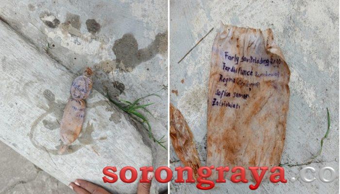 Geger.! Boneka Pocong Bertuliskan 5 Nama Anggota Bawaslu PBD