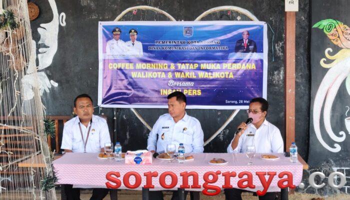 Pererat Silaturahmi, Wakil Wali Kota Sorong Jumpa Wartawan