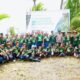 Kilang Kasim Tanam 1.000 Pohon Mangrove dan Bersih-Bersih Pantai Wawenagu