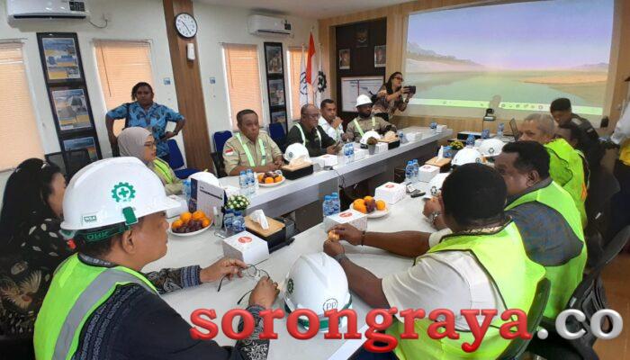 Komisi 3 DPR PBD Kunjungi Proyek Pembangunan Kantor Dewan