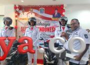 Menteri Hukum Hadiahi Motor untuk Tiga Paskibraka Papua Barat Daya