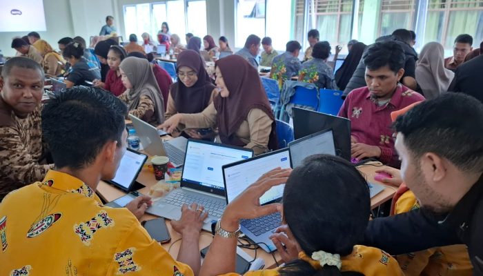 Puluhan Guru di Kota Sorong Ikut Pelatihan Program AI