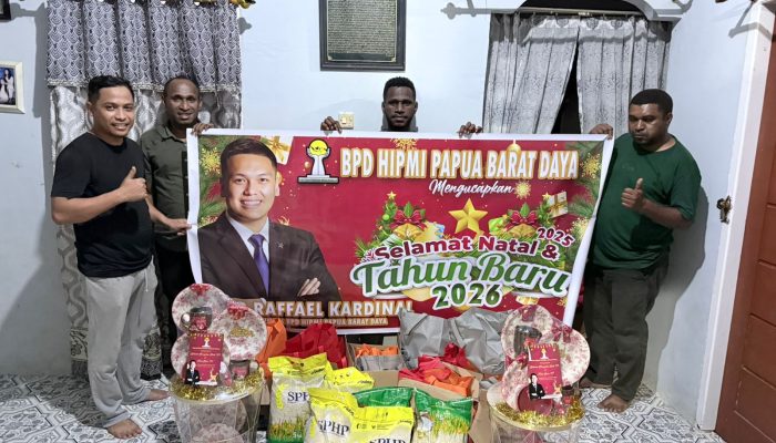 HIPMI Papua Barat Daya Bagi Bingkisan Natal ke Seluruh Cabang