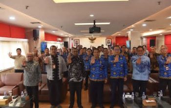 Wali Kota Sorong Teken Hibah Aset Dengan Kemenhub