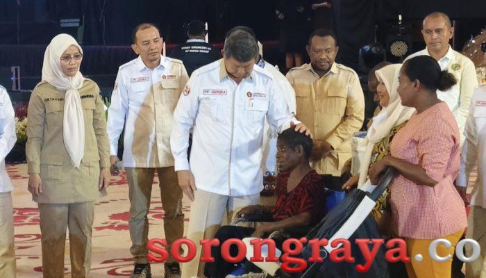 GEKIRA Berikan Bantuan kepada Penyandang Disabilitas di Acara Natal Nasional Partai Gerindra