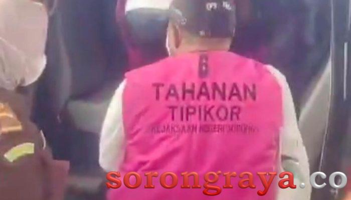 Sekretaris Satpol PP Ditahan Dalam Kasus Pengadaan Pakaian Dinas DPR PBD