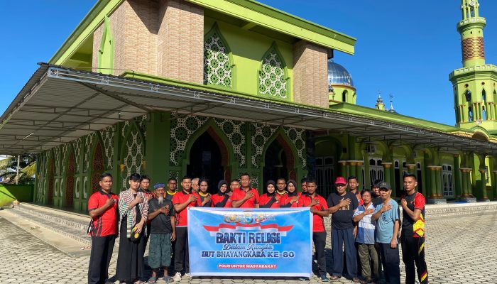Sambut HUT Bhayangkara ke-80, Polda PBD Gelar Bakti Sosial di Empat Tempat Ibadah
