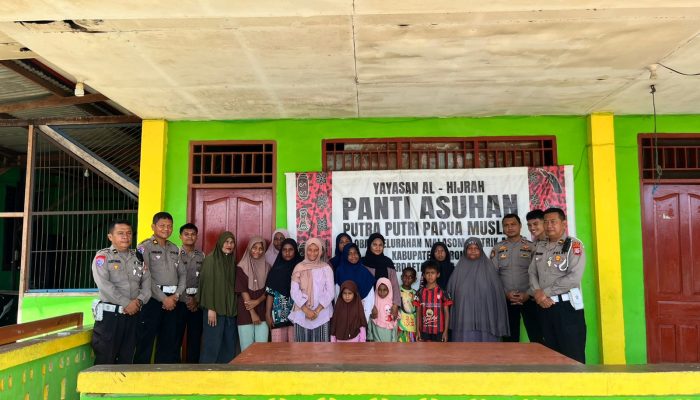 Polda PBD Salurkan Bantuan Sembako ke Panti Asuhan dan Warga Kokoda