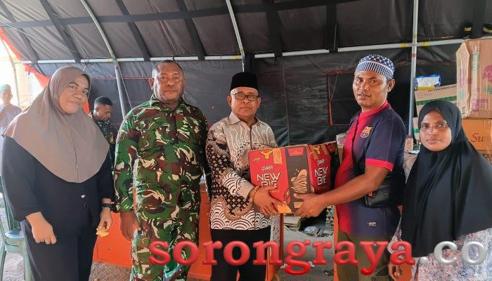 K2SBT PBD Salurkan Bantuan Korban Kebakaran Klademak Pantai