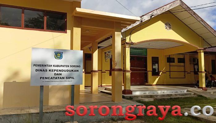 Kantor Capil Dipalang, Ratusan Warga Tak Dapat Urus Dokumen