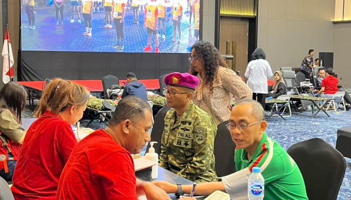 ASTON Sorong Raih Penghargaan dari PMI Kota Sorong 