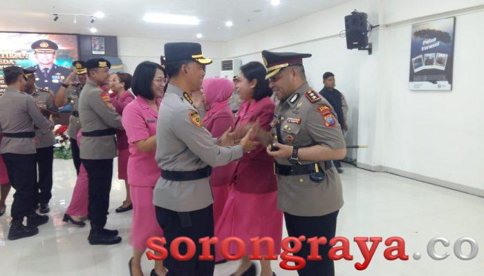 Kapolda Papua Barat Daya Pimpin Upacara Sertijab, Sejumlah PJU dan Lima Kapolres Berganti