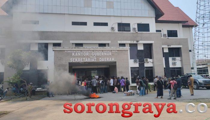 Forum Independen Mahasiswa West Papua Gelar Aksi Tolak MBG, Minta Diganti Pendidikan Gratis