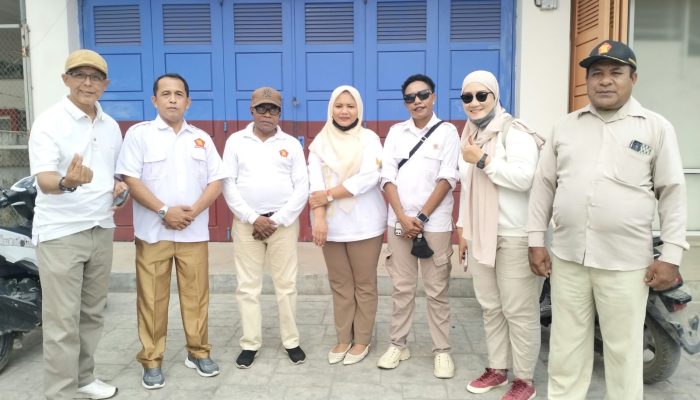 Antisipasi Penyakit ISPA Akibat Kabut Asap, DPD Gerindra PBD Bagikan 3000 Pcs Masker