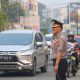 Tak Hanya Personel, Kapolresta Sorong Kota Turun Langsung Atur Lalu Lintas