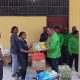 Peduli Dunia Pendidikan, PKB Maybrat Serahkan Sembako Kepada Siswa